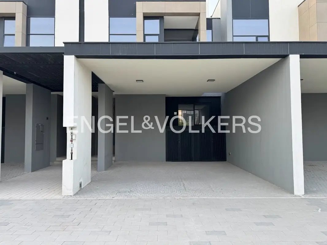 3-bedroom freehold villa in Mudon — photo 1 of 4
