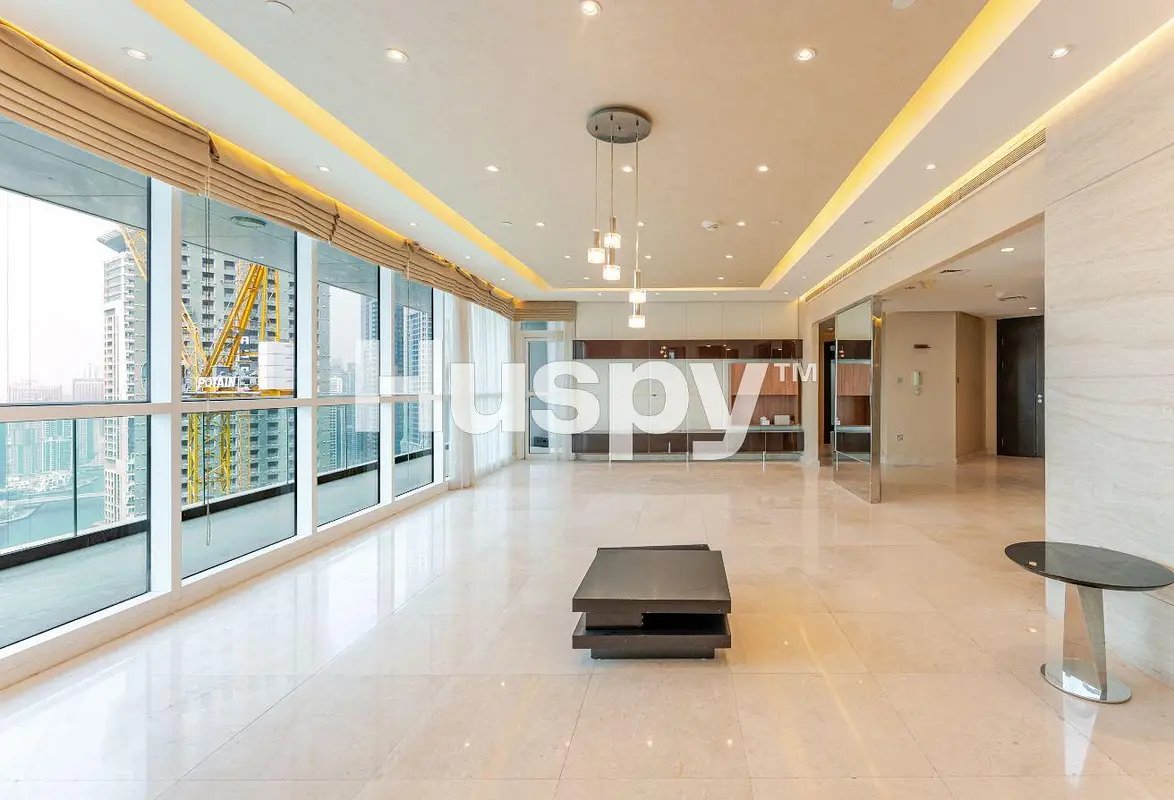 3-bedroom freehold apartment in Dubai Marina — photo 1 of 4