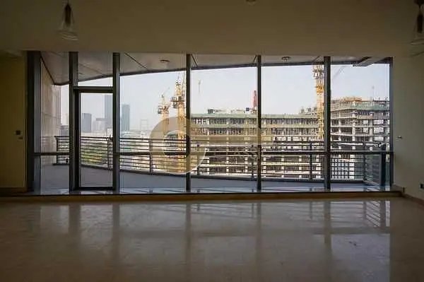 studio freehold apartment in DIFC — photo 4 of 4