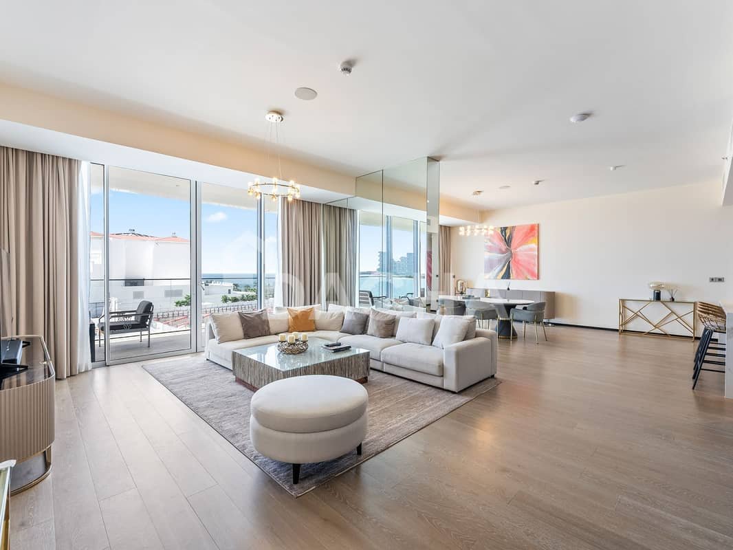 4-bedroom freehold apartment in Palm Jumeirah — photo 1 of 4