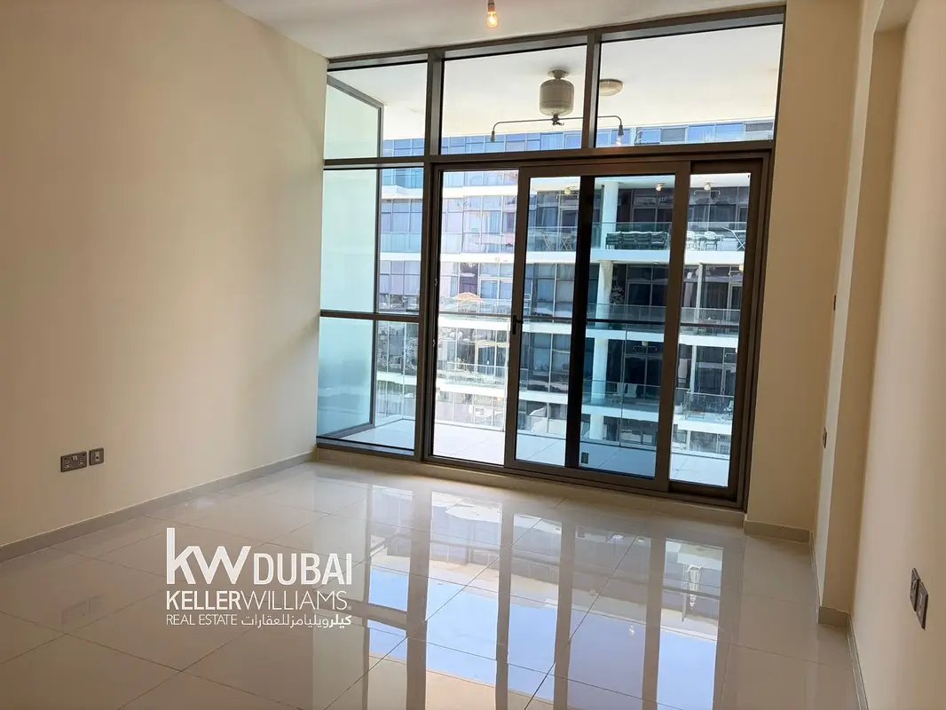studio freehold apartment in DAMAC Hills — photo 2 of 4