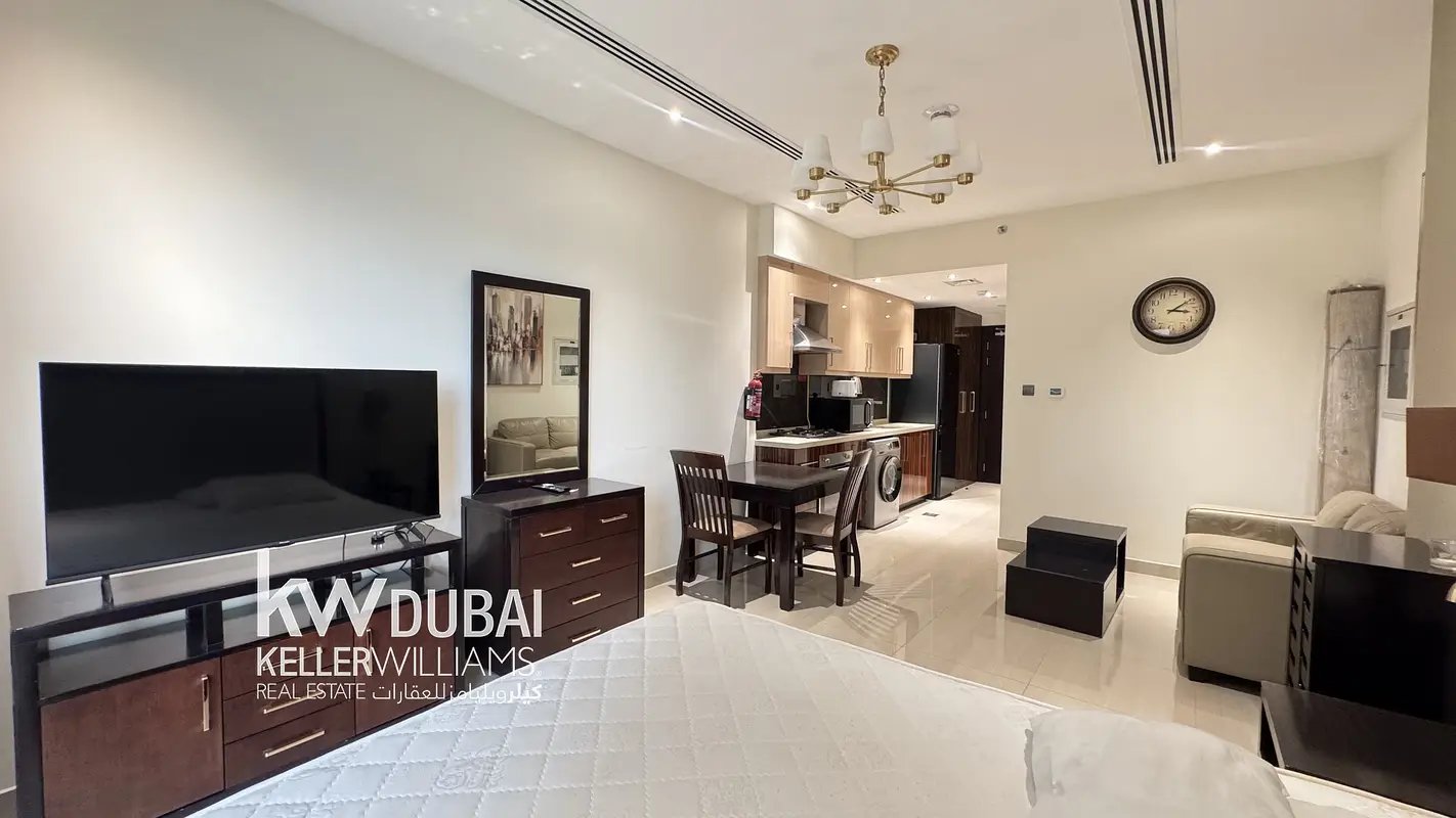 studio freehold apartment in Downtown Dubai — photo 4 of 4