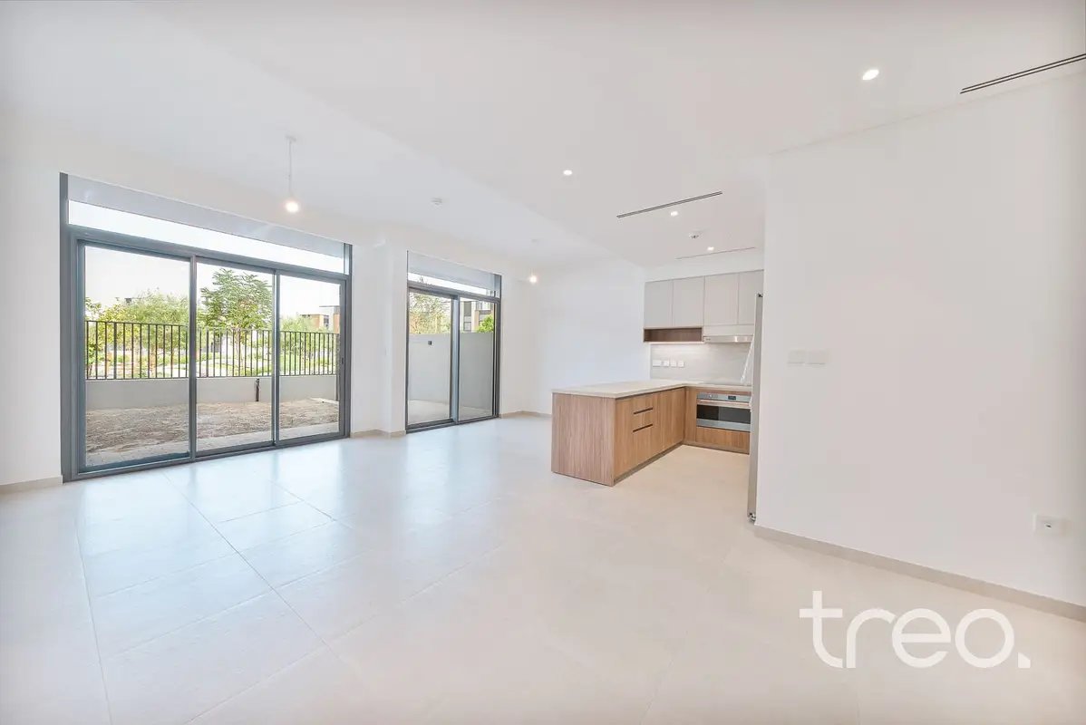 3-bedroom freehold villa in Mudon — photo 2 of 4