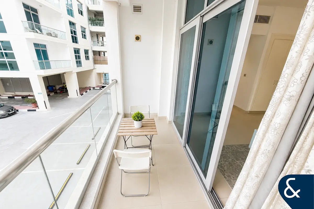 studio freehold apartment in Dubai Marina — photo 5 of 5