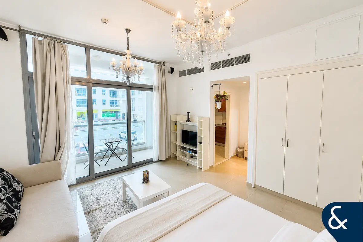studio freehold apartment in Dubai Marina — photo 3 of 5