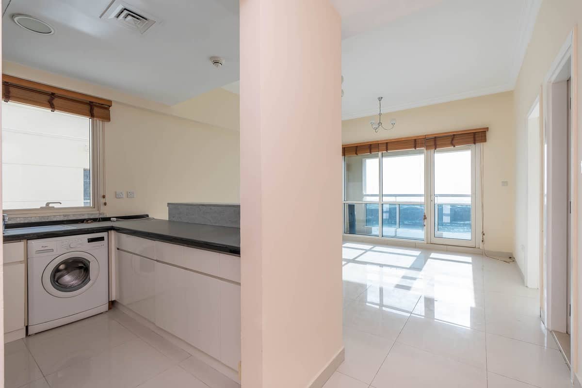 1-bedroom freehold apartment in Business Bay — photo 1 of 4