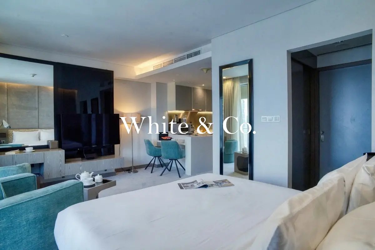 studio freehold apartment in Downtown Dubai — photo 2 of 4