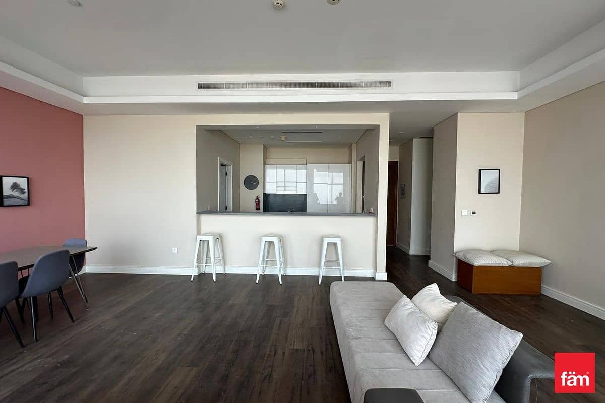 2-bedroom freehold apartment in Downtown Dubai — photo 1 of 4