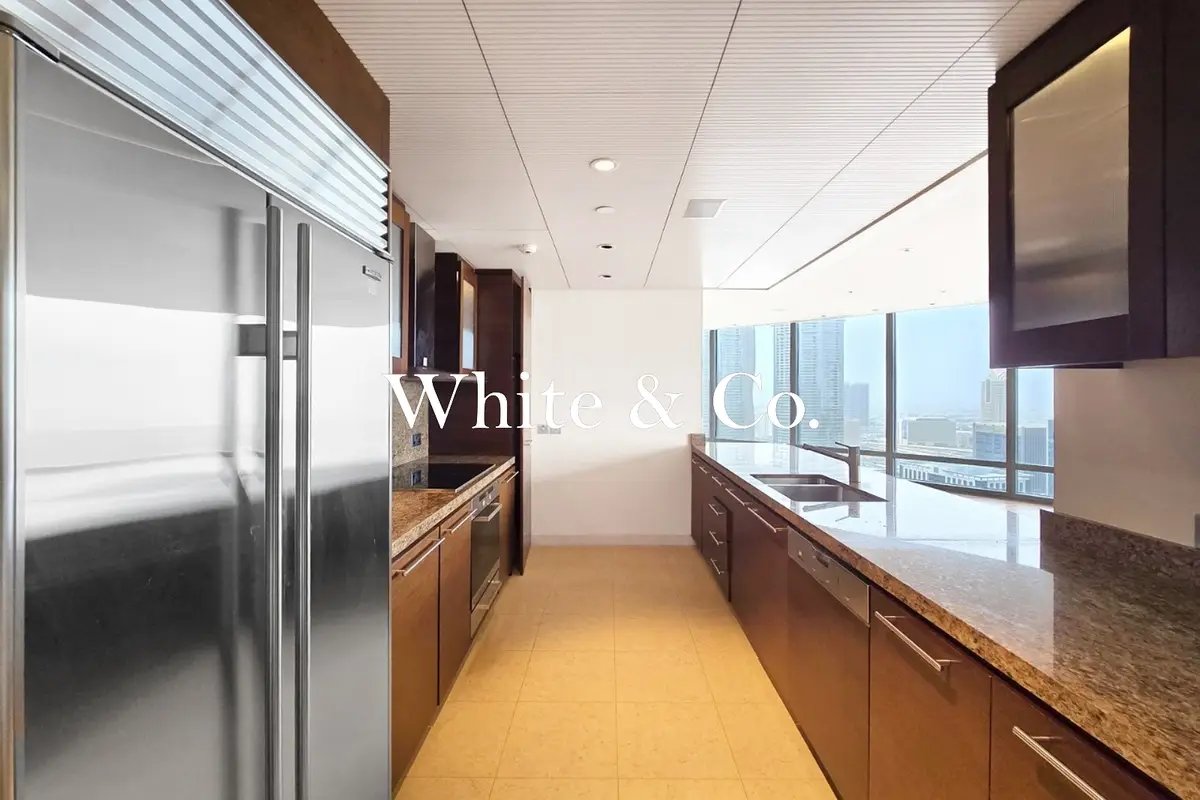 3-bedroom freehold apartment in Downtown Dubai — photo 4 of 4