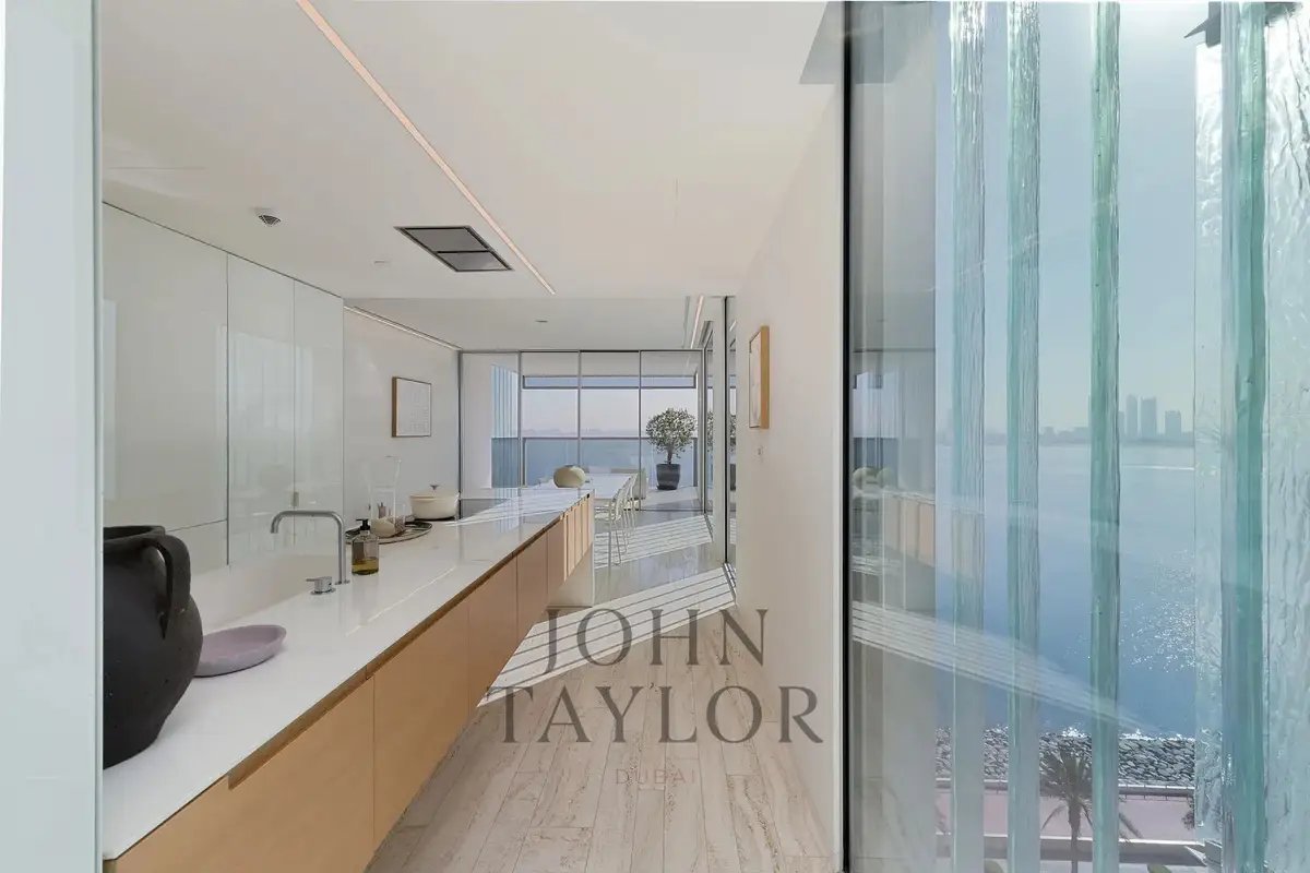 4-bedroom freehold apartment in Palm Jumeirah — photo 5 of 5