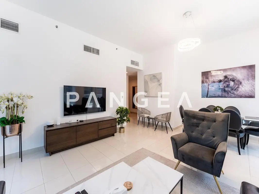 2-bedroom freehold apartment in Business Bay — photo 1 of 4