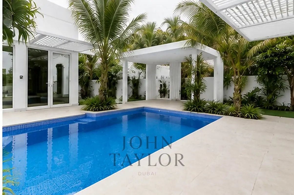 5-bedroom freehold villa in Arabian Ranches — photo 2 of 4