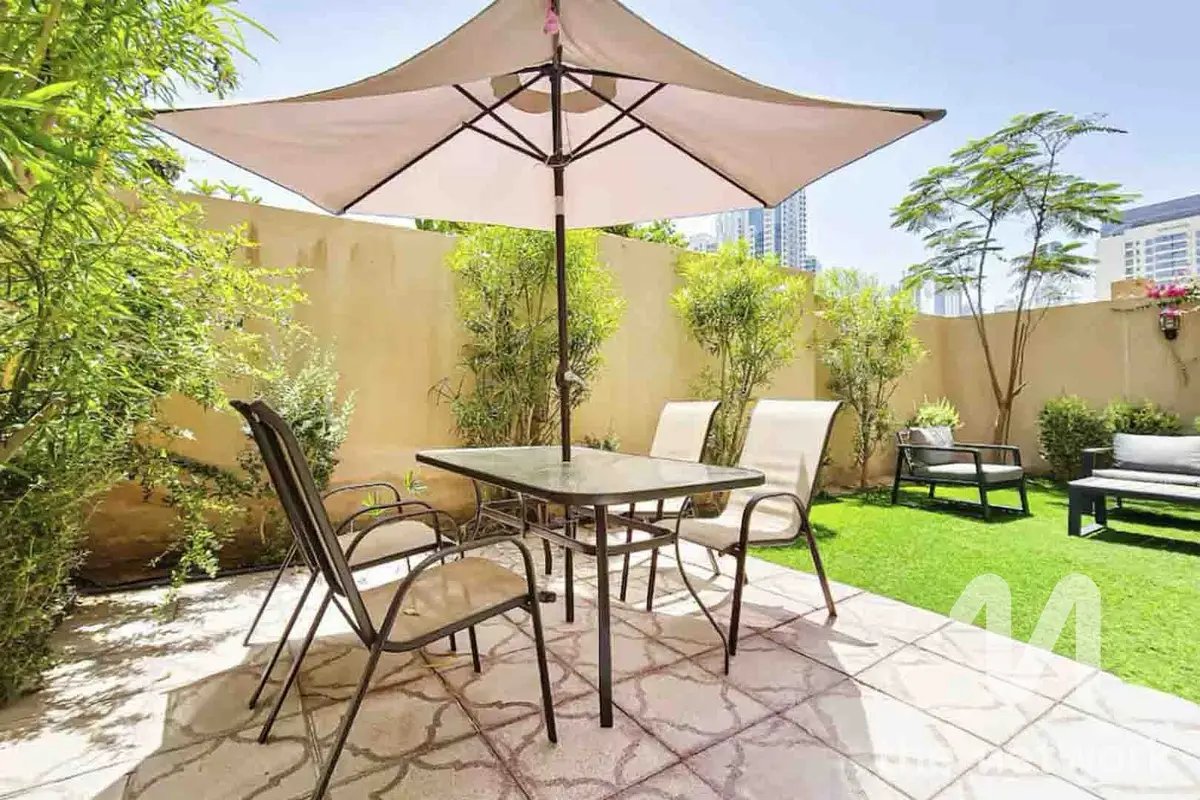 1-bedroom freehold apartment in Downtown Dubai — photo 1 of 5