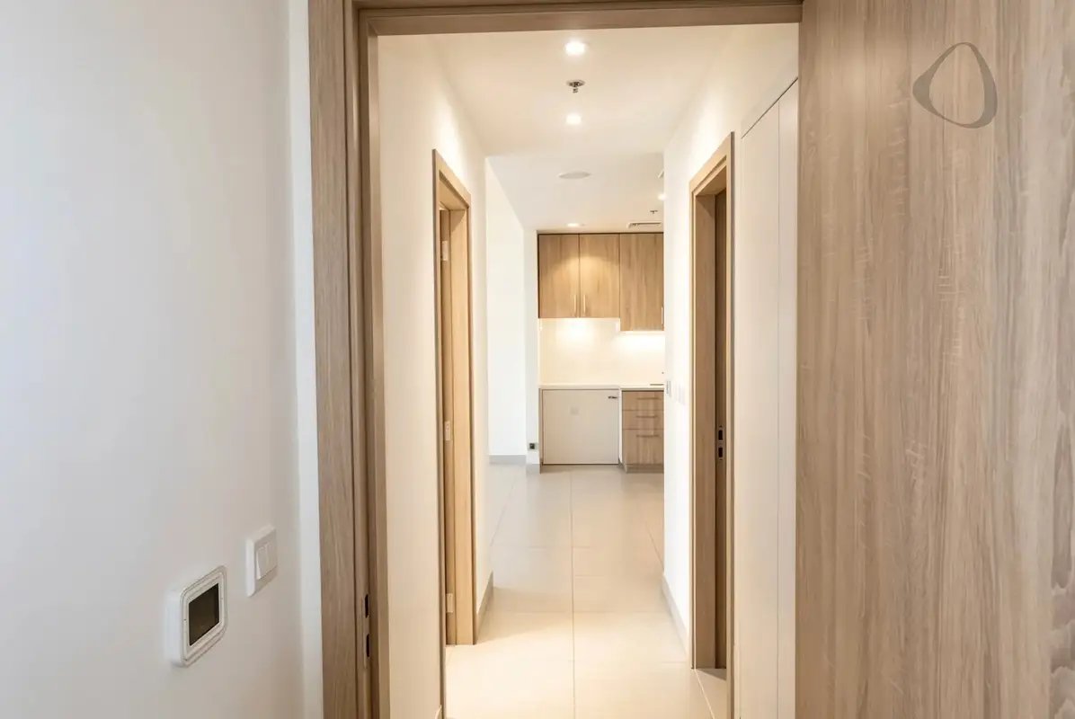 2-bedroom freehold apartment in Town Square — photo 5 of 5