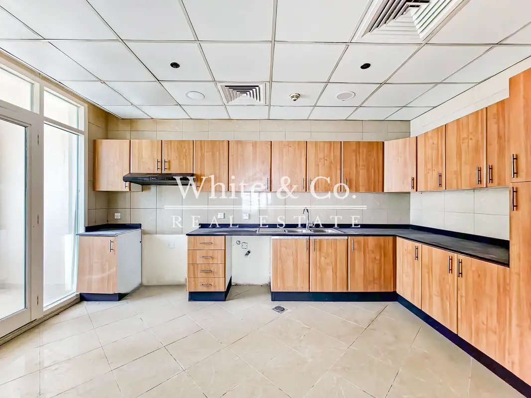 4-bedroom freehold apartment in Dubai Marina — photo 4 of 4