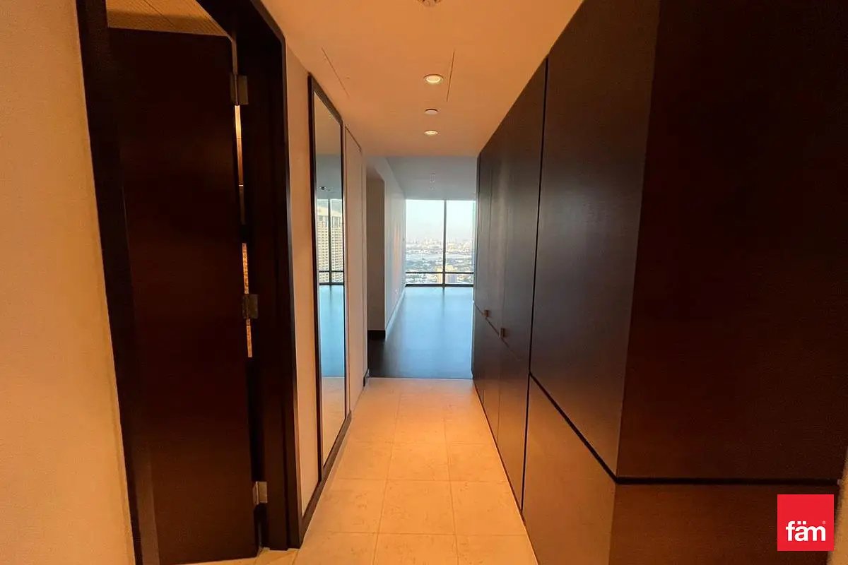 2-bedroom freehold apartment in Downtown Dubai — photo 3 of 5