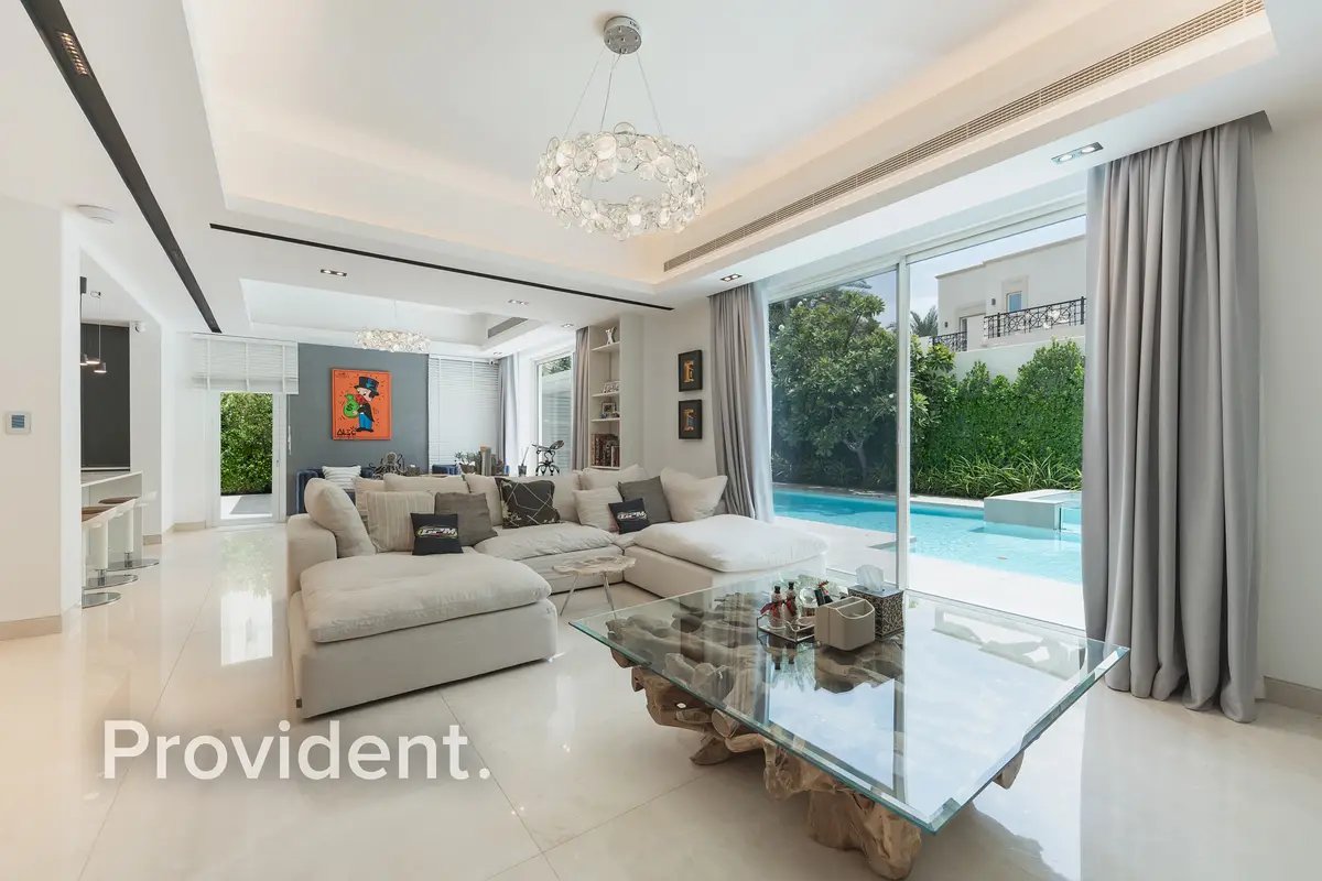5-bedroom freehold villa in Arabian Ranches — photo 4 of 4