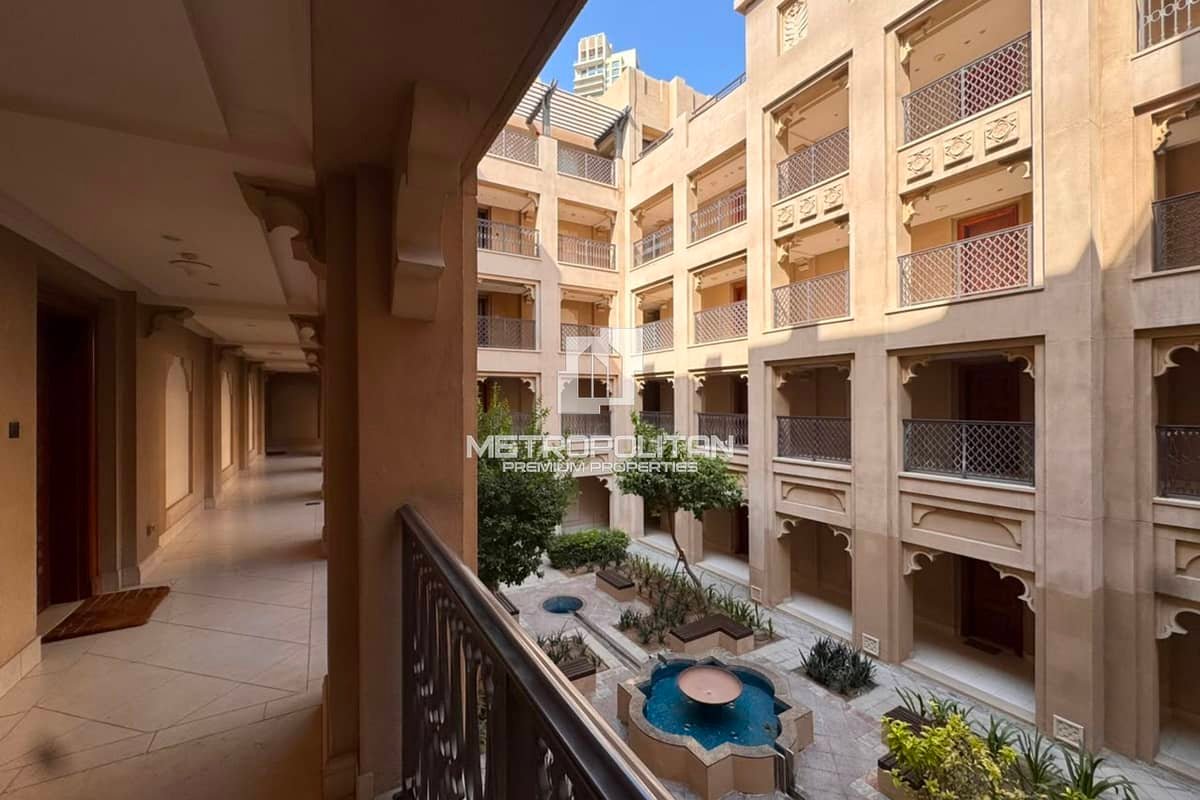 2-bedroom freehold apartment in Downtown Dubai — photo 1 of 4