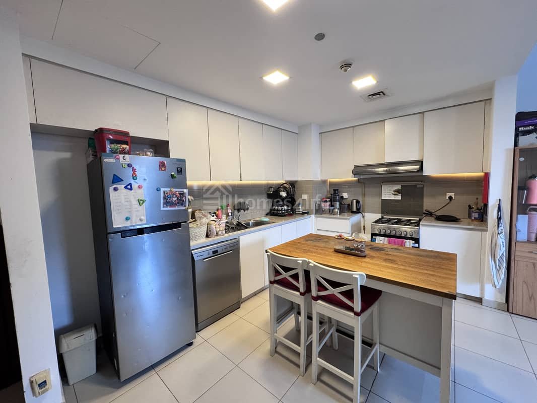 2-bedroom freehold apartment in Town Square — photo 3 of 4