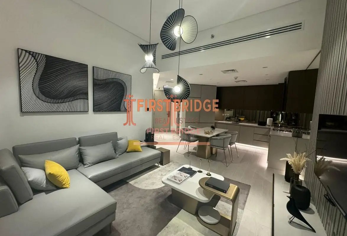 1-bedroom freehold apartment in Business Bay — photo 1 of 4