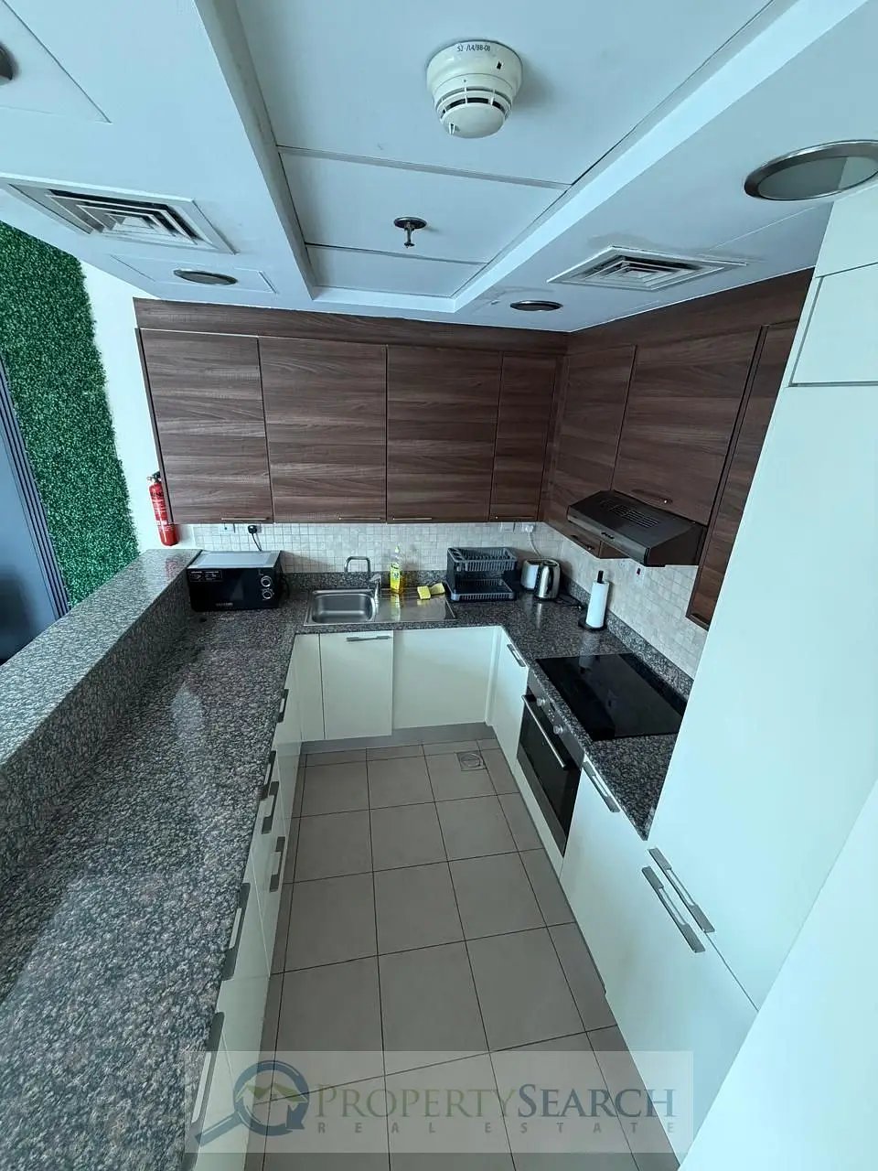 studio freehold apartment in Business Bay — photo 2 of 4