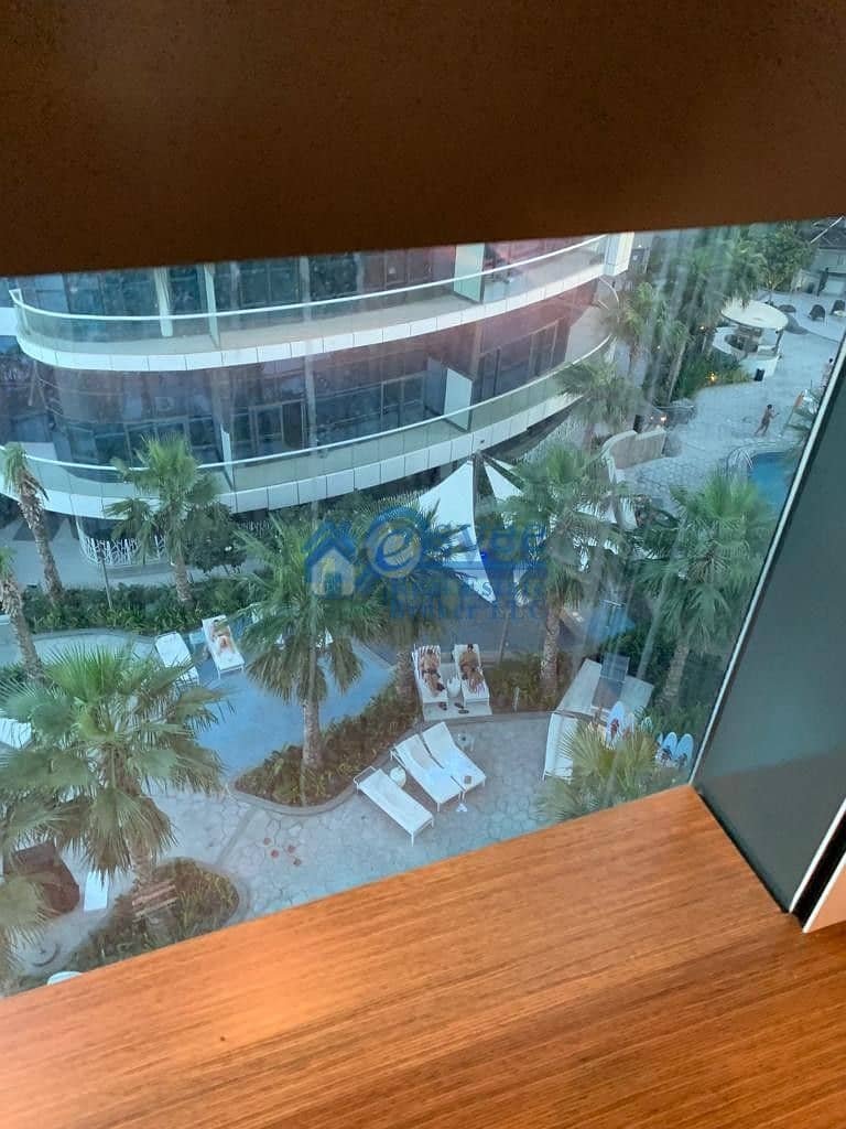 studio freehold apartment in Business Bay — photo 1 of 4