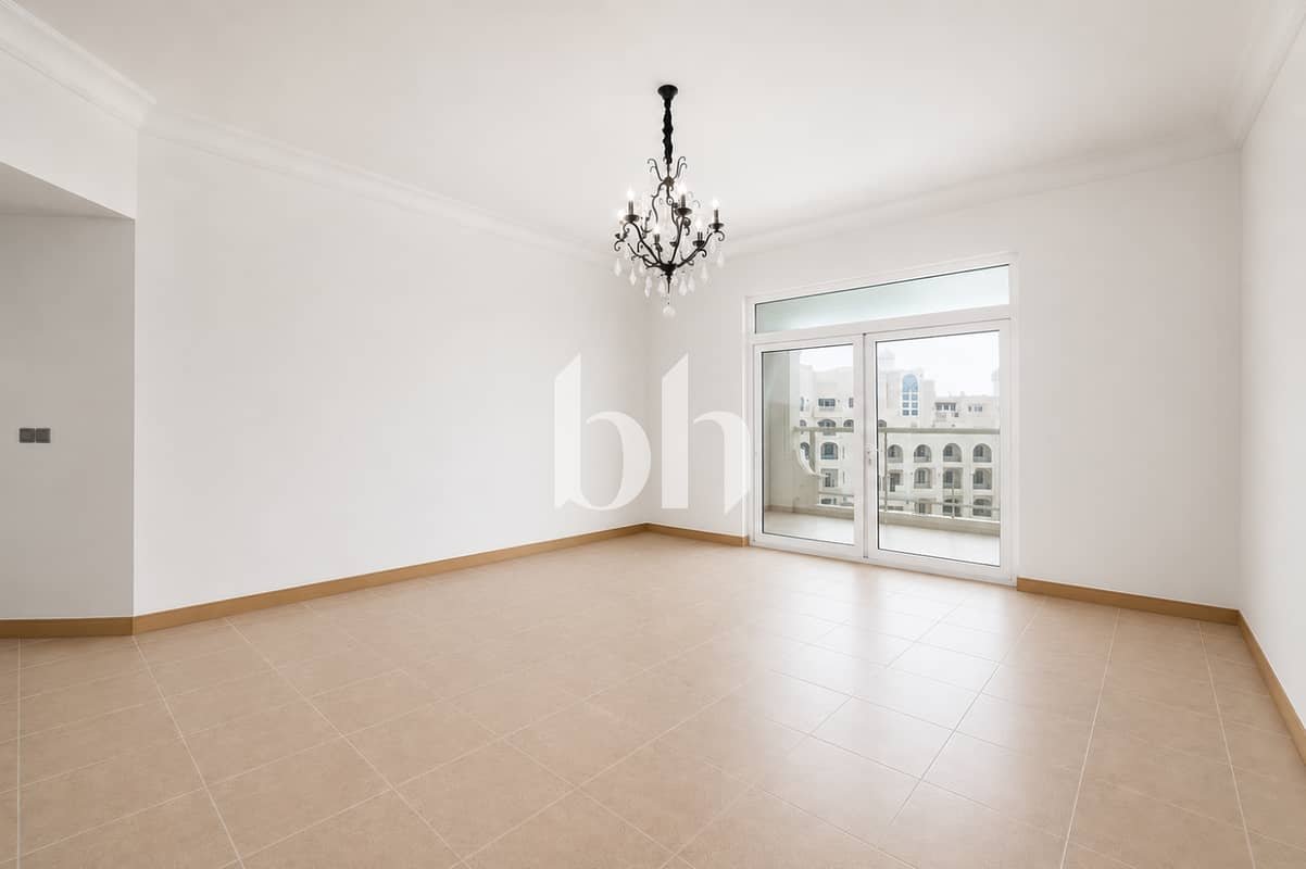 2-bedroom freehold apartment in Palm Jumeirah — photo 2 of 5