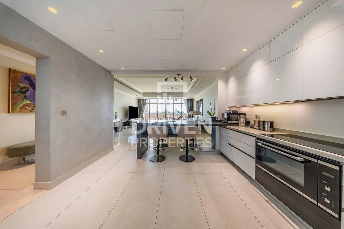 3-bedroom freehold apartment in Palm Jumeirah — photo 3 of 5