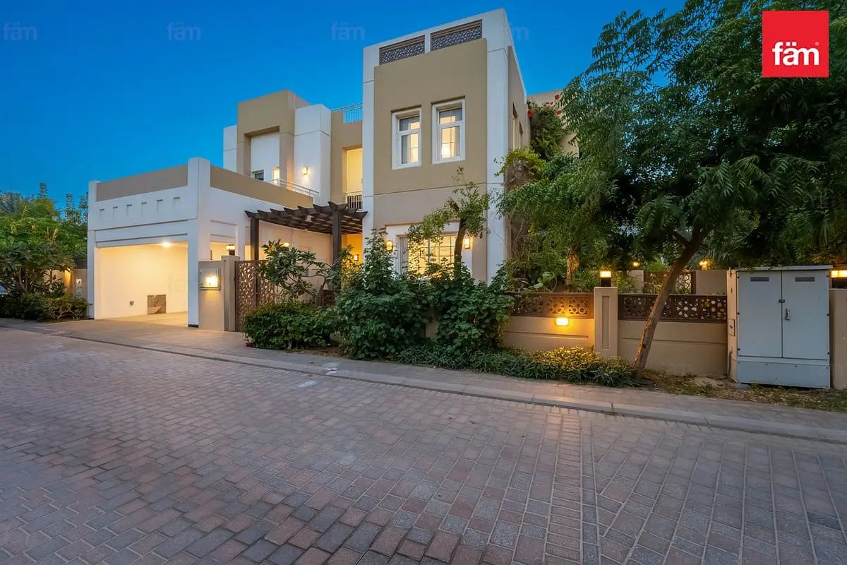 5-bedroom freehold villa in Mudon — photo 3 of 5