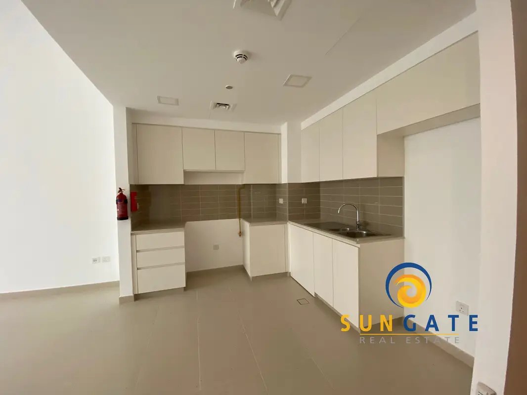 2-bedroom freehold apartment in Town Square — photo 5 of 5