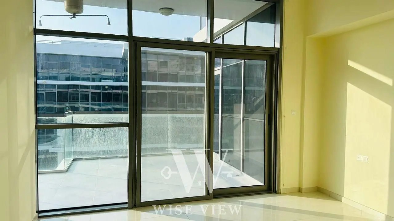 2-bedroom freehold apartment in DAMAC Hills — photo 1 of 5