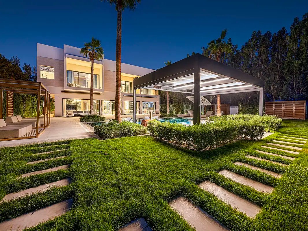 5-bedroom freehold villa in Al Barari — photo 5 of 5