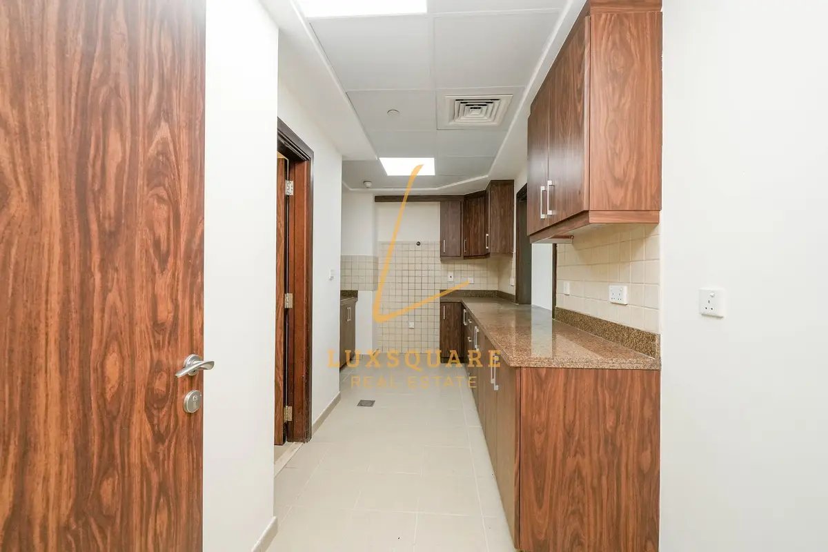 3-bedroom freehold apartment in Business Bay — photo 5 of 5