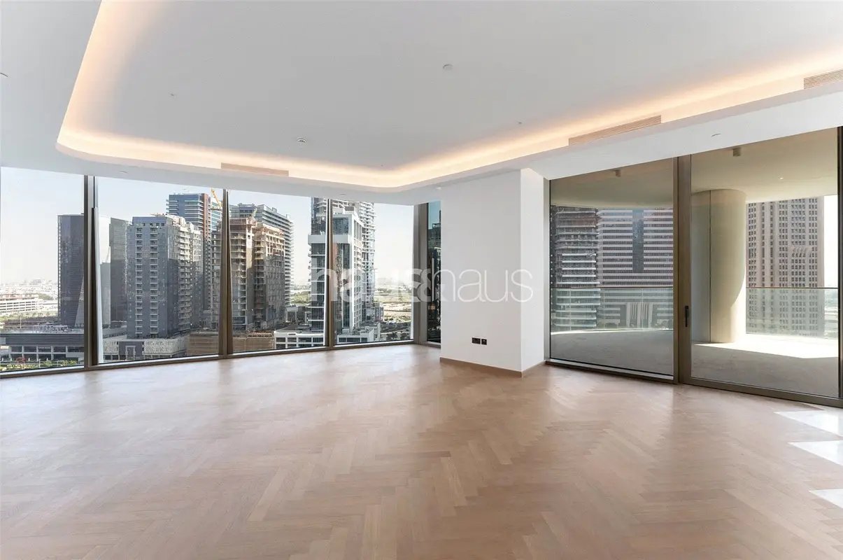 3-bedroom freehold apartment in Business Bay — photo 5 of 5