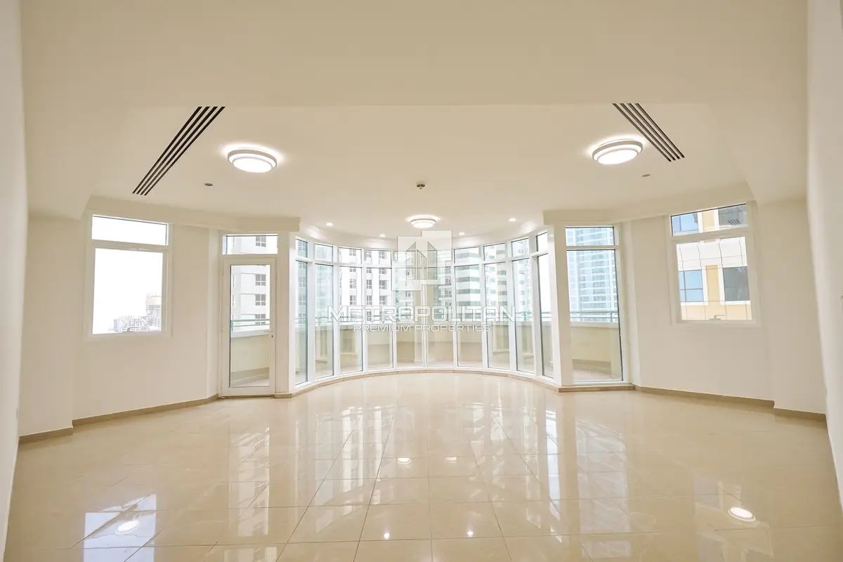 3-bedroom freehold apartment in Dubai Marina — photo 1 of 5