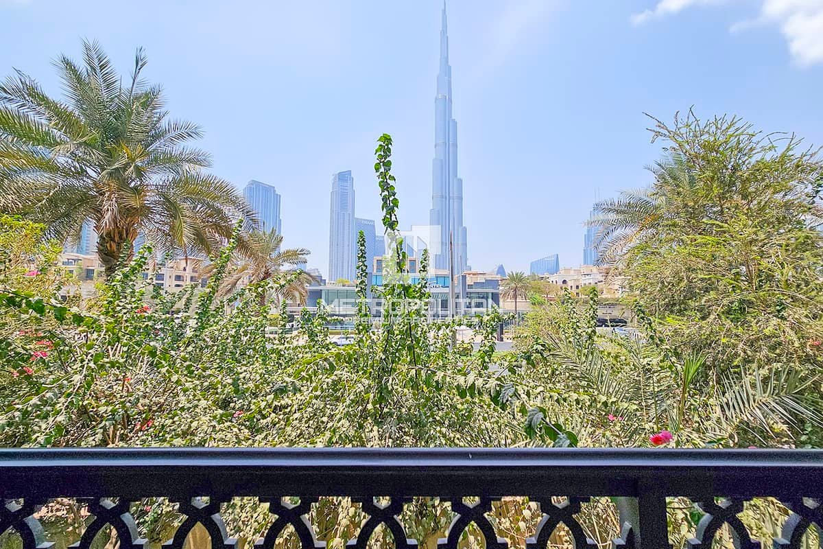 2-bedroom freehold apartment in Downtown Dubai — photo 2 of 5