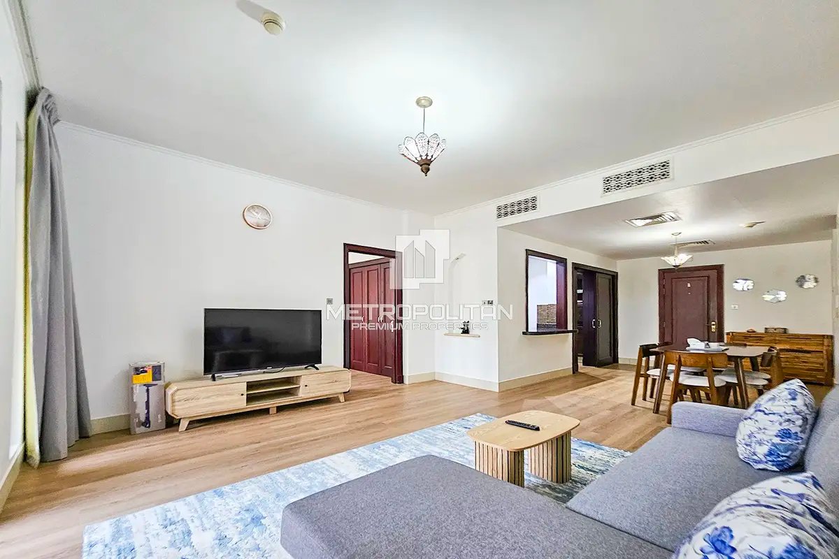 2-bedroom freehold apartment in Downtown Dubai — photo 3 of 5