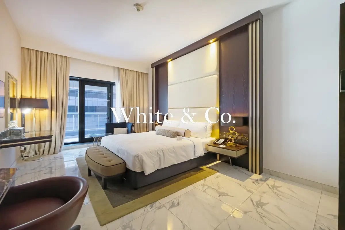 studio freehold apartment in Dubai Marina — photo 1 of 5