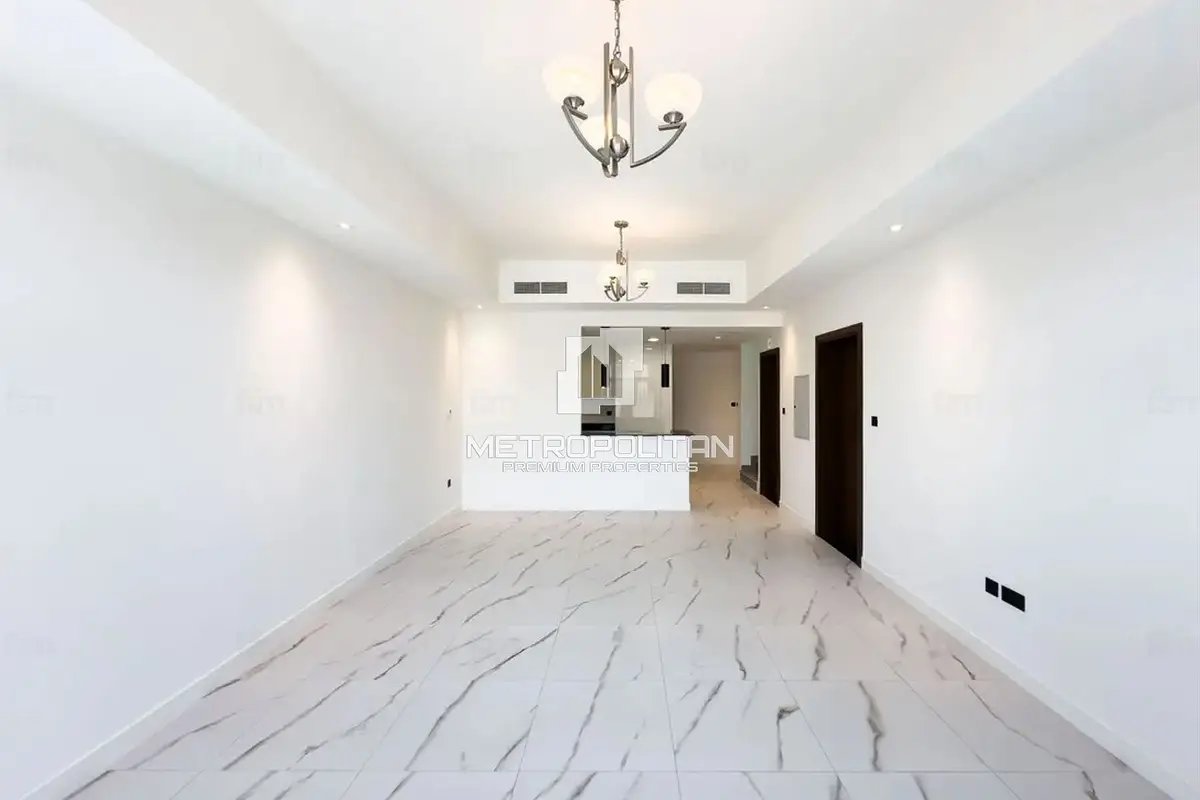 4-bedroom freehold villa in Mohammed Bin Rashid City (MBR City) — photo 3 of 5