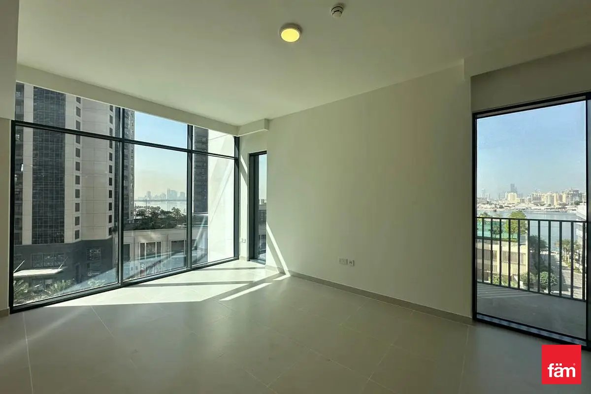 3-bedroom freehold apartment in Dubai Creek Harbour — photo 2 of 5