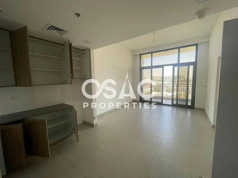 1-bedroom freehold apartment in Town Square — photo 5 of 5