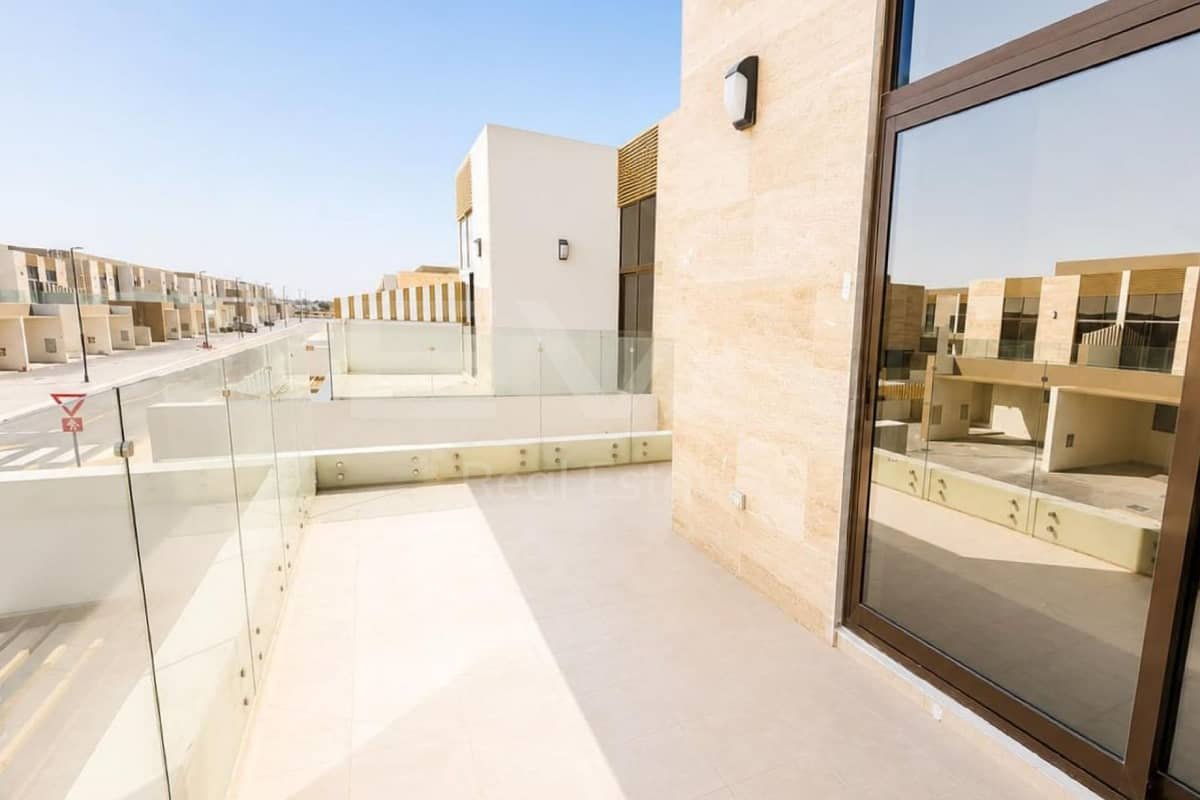 4-bedroom freehold villa in Mohammed Bin Rashid City (MBR City) — photo 2 of 5