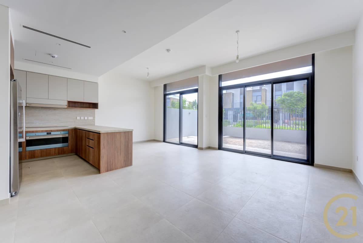 3-bedroom freehold villa in Mudon — photo 4 of 5