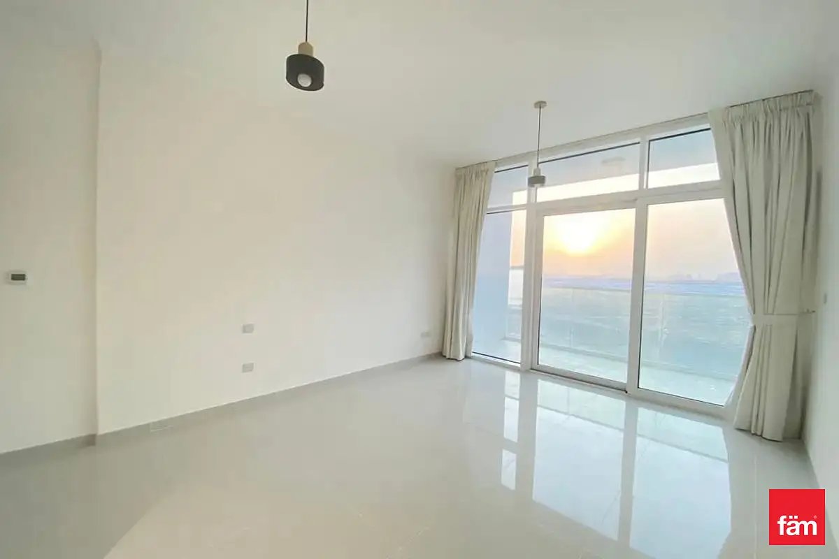 studio freehold apartment in DAMAC Hills — photo 5 of 5
