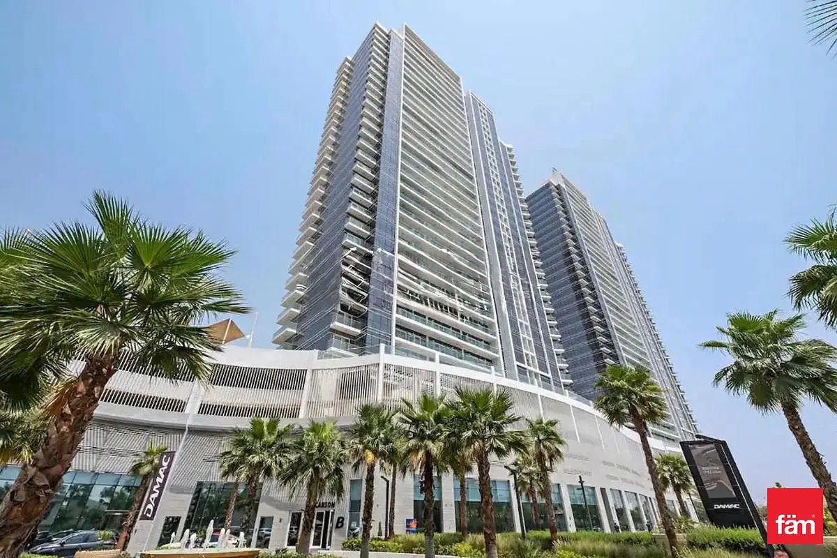 studio freehold apartment in DAMAC Hills — photo 1 of 5