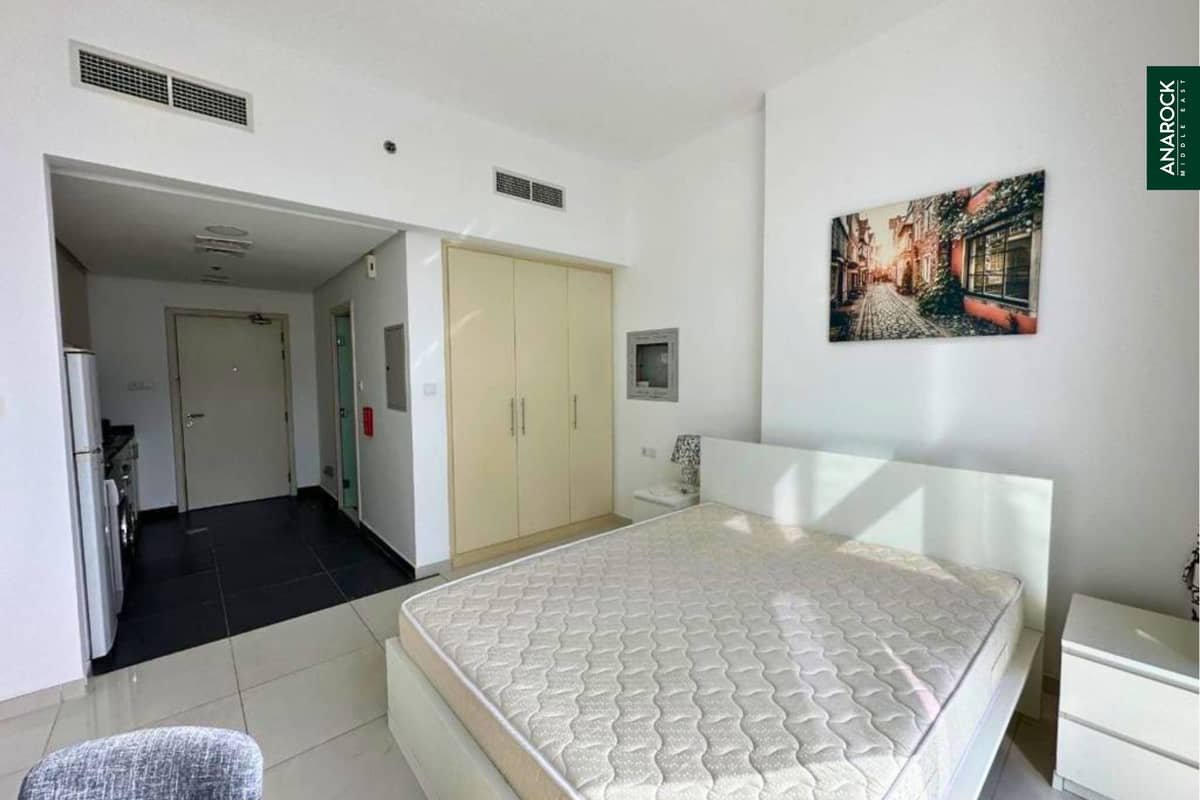 studio freehold apartment in DAMAC Hills — photo 4 of 5