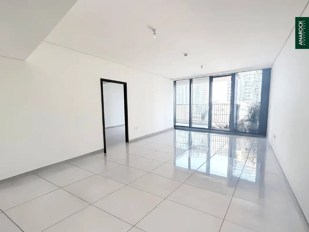 2-bedroom freehold apartment in Downtown Dubai — photo 1 of 5