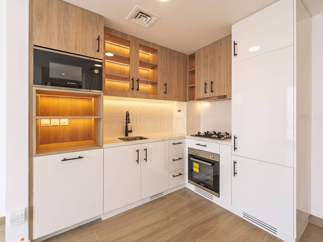1-bedroom freehold apartment in Town Square — photo 4 of 5