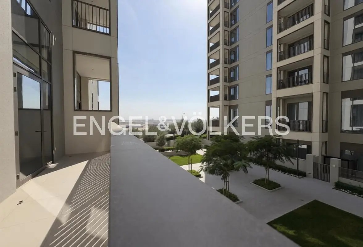 1-bedroom freehold apartment in Dubai Creek Harbour — photo 1 of 5