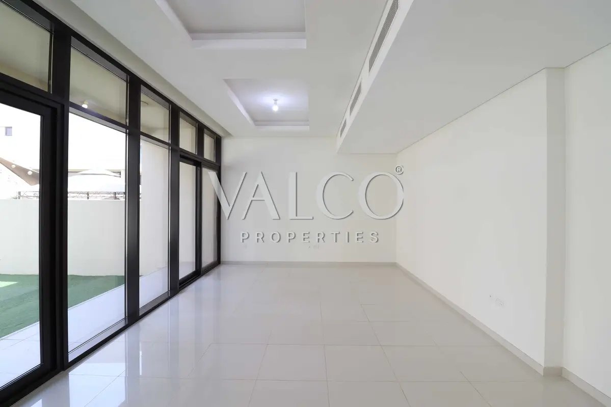 3-bedroom freehold villa in DAMAC Hills — photo 5 of 5